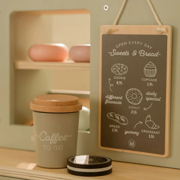 פינת קפה מעץ