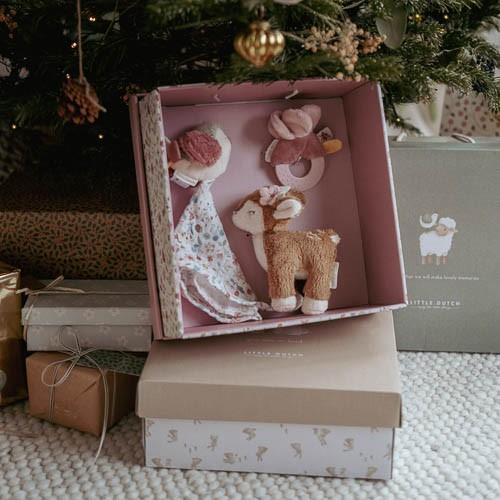 קופסת מתנה מתכרבלים – גן פיות