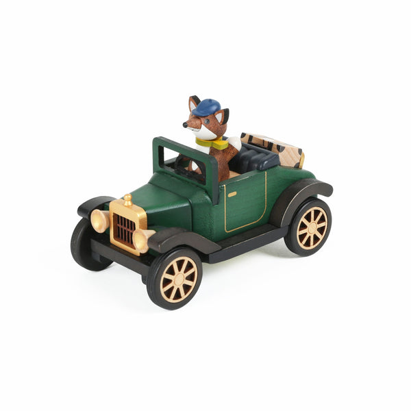 תיבת נגינה שועל במכונית וינטאג'