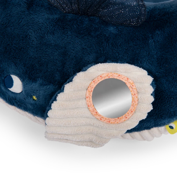 Moulin Roty לוויתן פעילות גדול