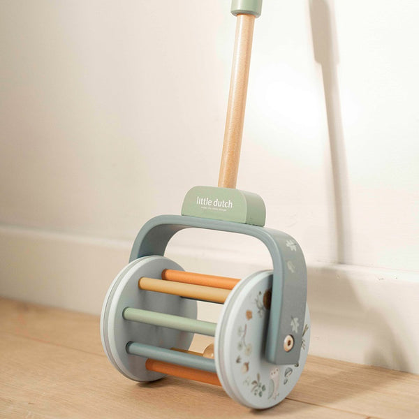 צעצוע משיכה – רעשן – חברי יער