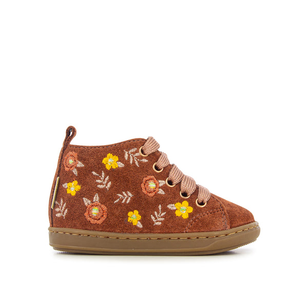 נעליים סגורות BOUBA BRODI BRIQUE