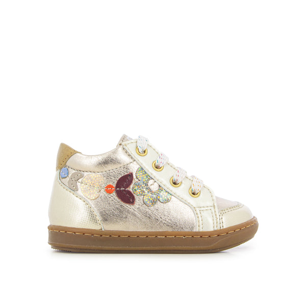 נעליים סגורות BOUBA LAND