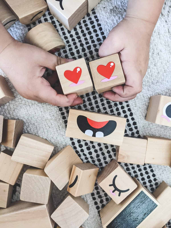 קוביות עץ – קוביות רגשות