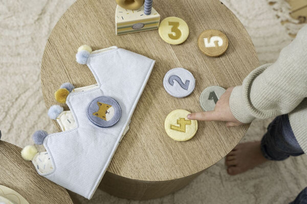 כתר יום הולדת עם מספרים – כחול