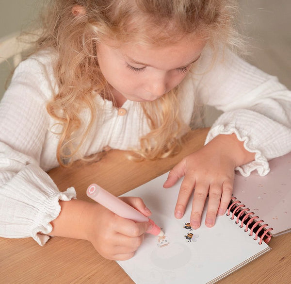 ספר מים קסום – רוזה והחברים