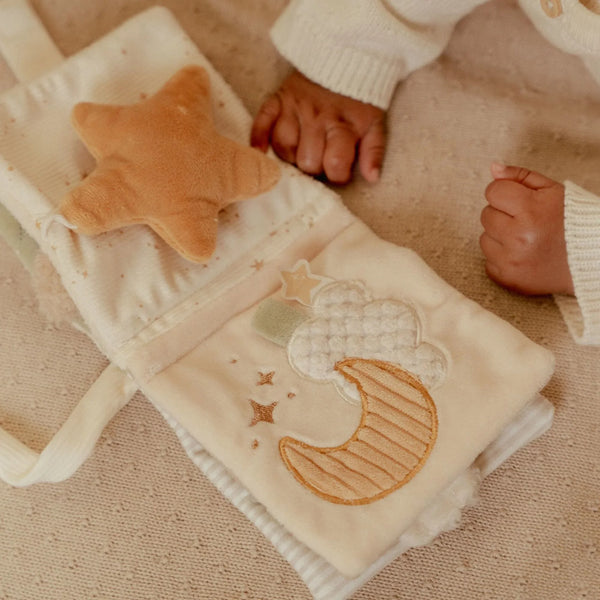 ספר פעילות רך קטן לעגלה NEWBORN NATURALS