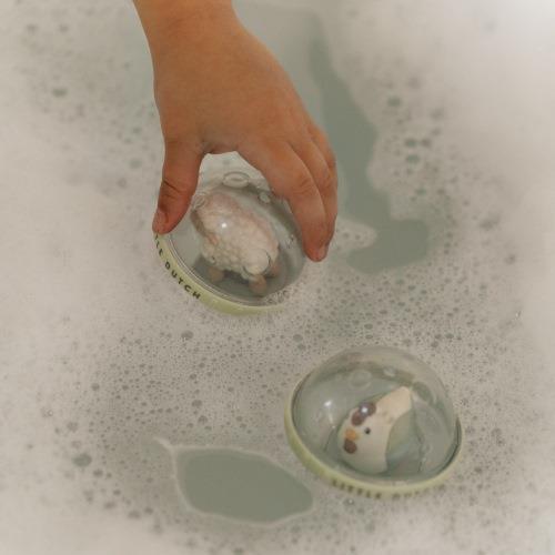 כדורים מסתובבים – חווה קטנה