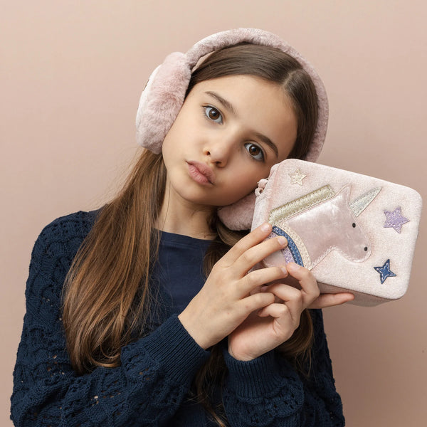 תיק קופסה חד קרן