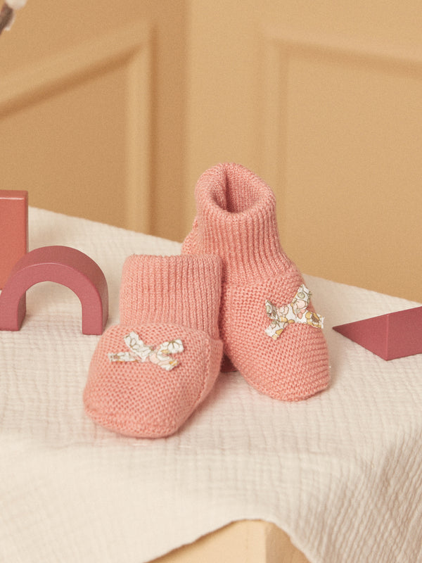 BABY GIRL NEWBORN BOOTIES LOICA