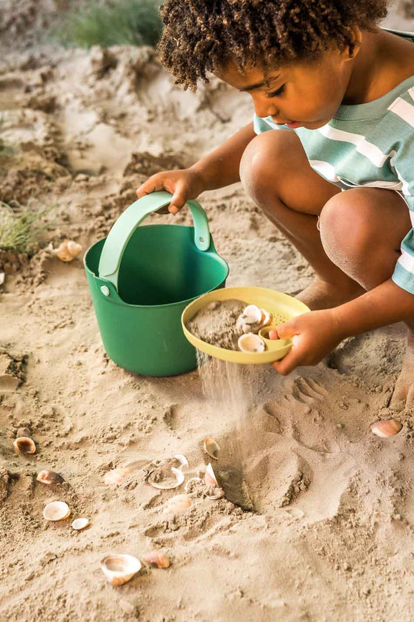 PINK BUCKET