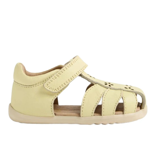 נעלי צעד ראשון - סנדלים SU HOLLY WAX YELLOW