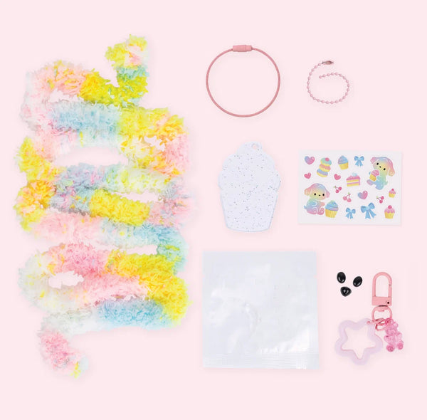 ערכת יצירה – מחזיקי מפתחות - BAG CHARM FLUFFY DOG