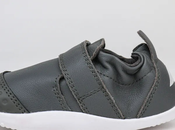 נעלי צעד ראשון GO XP SMOKE