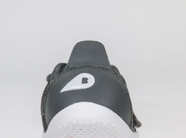 נעלי צעד ראשון GO XP SMOKE