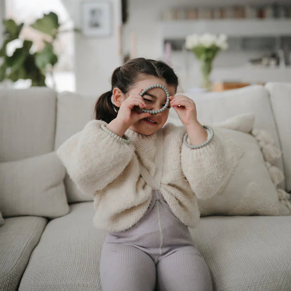 נשכני צמיד - שלישיה פנינים - סייג' רוז גולד בלאש