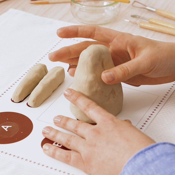 סדנת אמן 84 פיסול בחימר