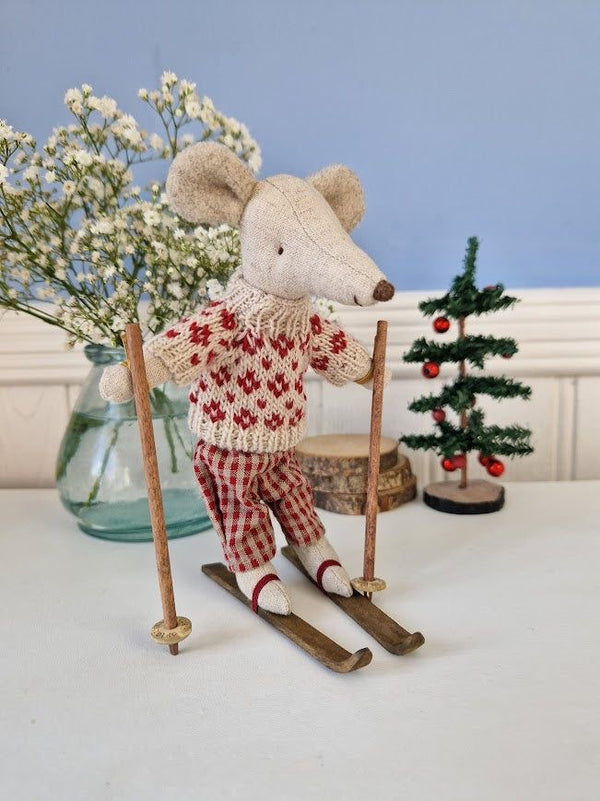 Winter Maileg mouse Mum with ski