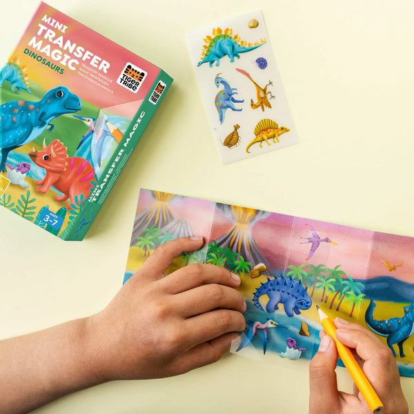 DINOSAURS סט קומפקטי של מדבקות להעברה