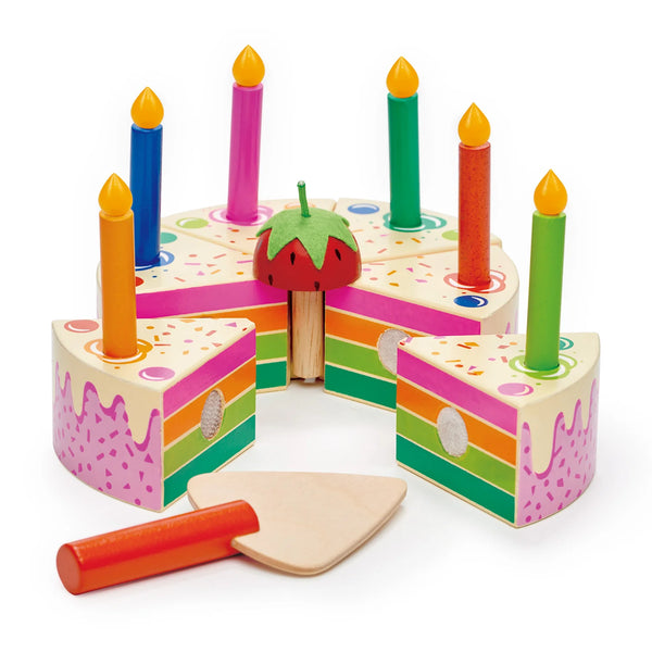 עוגת יום הולדת מעץ – קשת בענן